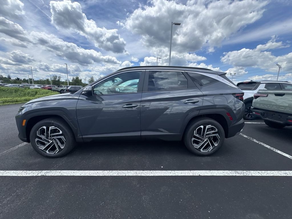 New 2026 Gray Hyundai SEL image 5