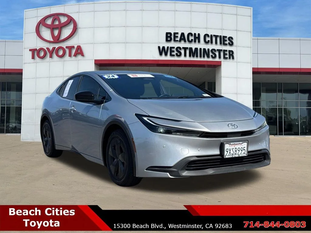 Certified Used 2024  Toyota LE image 1