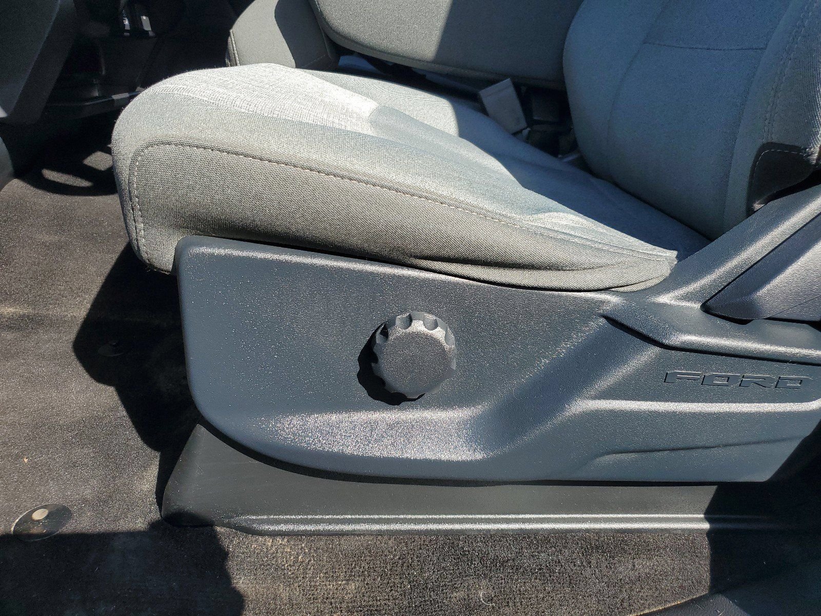 Used 2021 White Ford XLT image 10