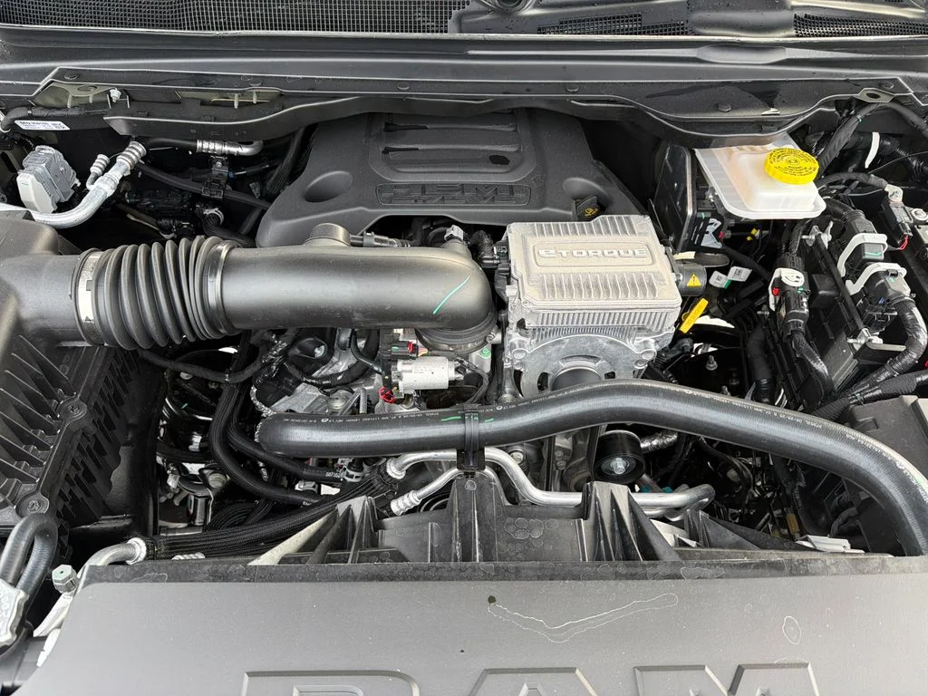 2026 RAM 1500 Laramie - Photo 21