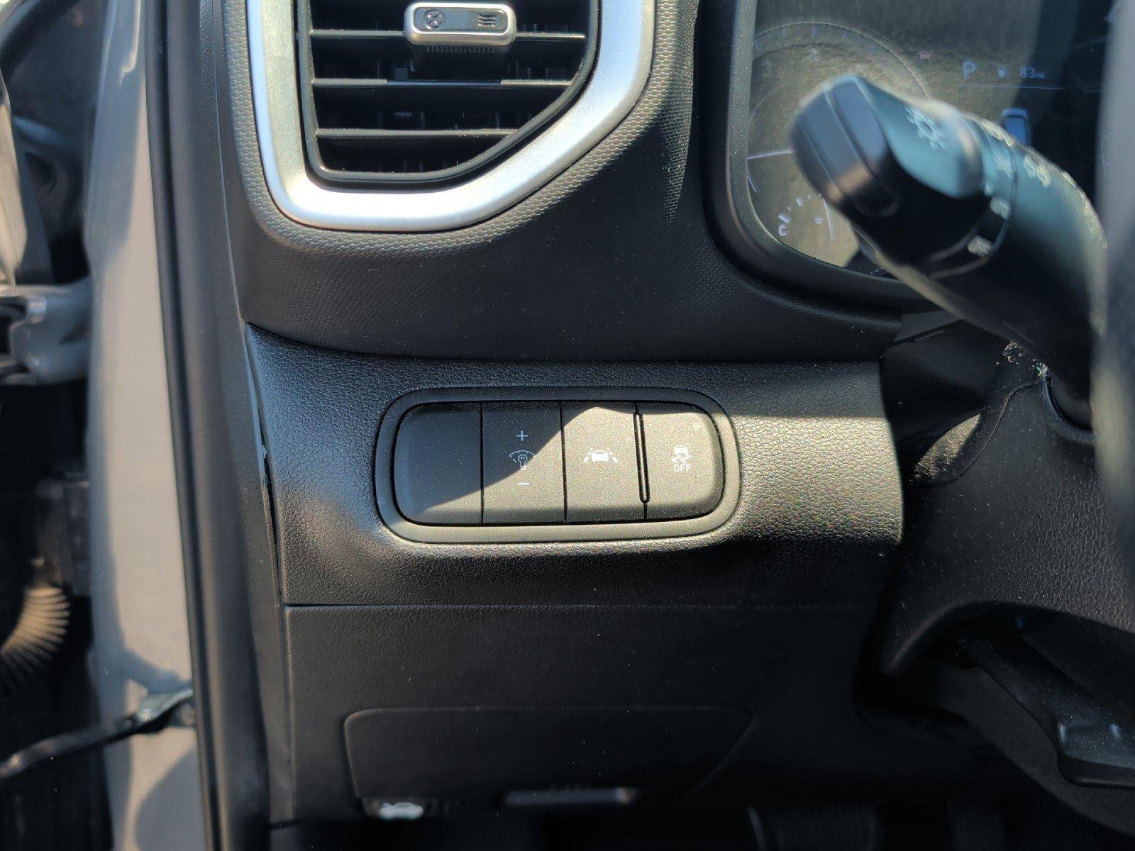 Used 2021 Galactic Gray Hyundai SE image 17