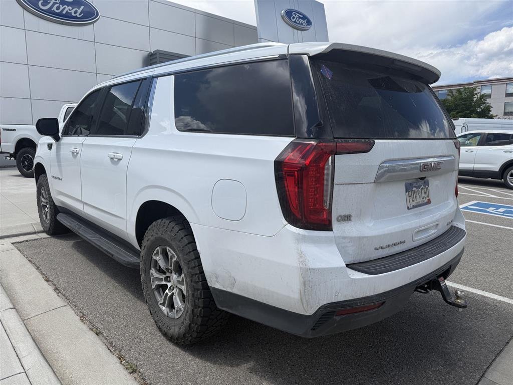 Used 2022 Summit White GMC SLE image 4