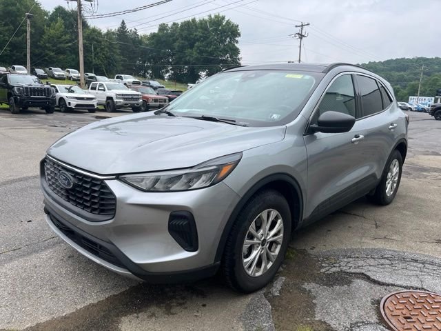 Used 2024 Silver Ford Active image 10
