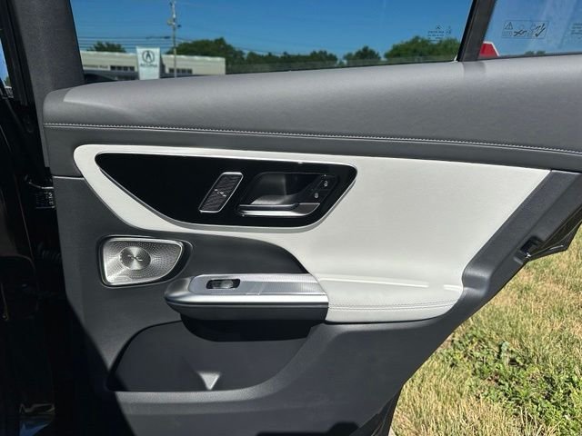 New 2026 Graphite Grey Metallic Mercedes-Benz GLC 300 image 18