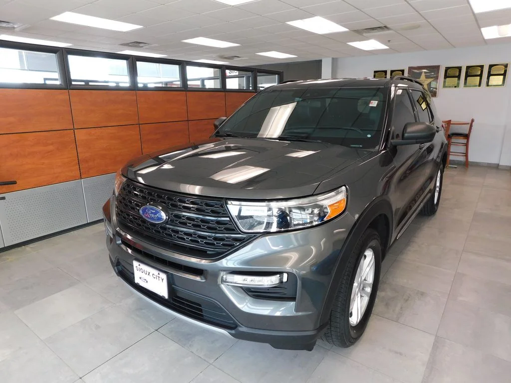 2020 Ford Explorer XLT 4WD's photo