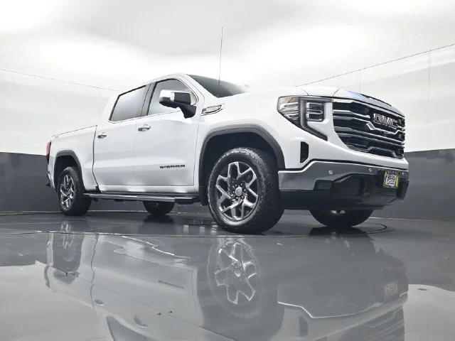 Certified Used 2023 White GMC SLT image 23