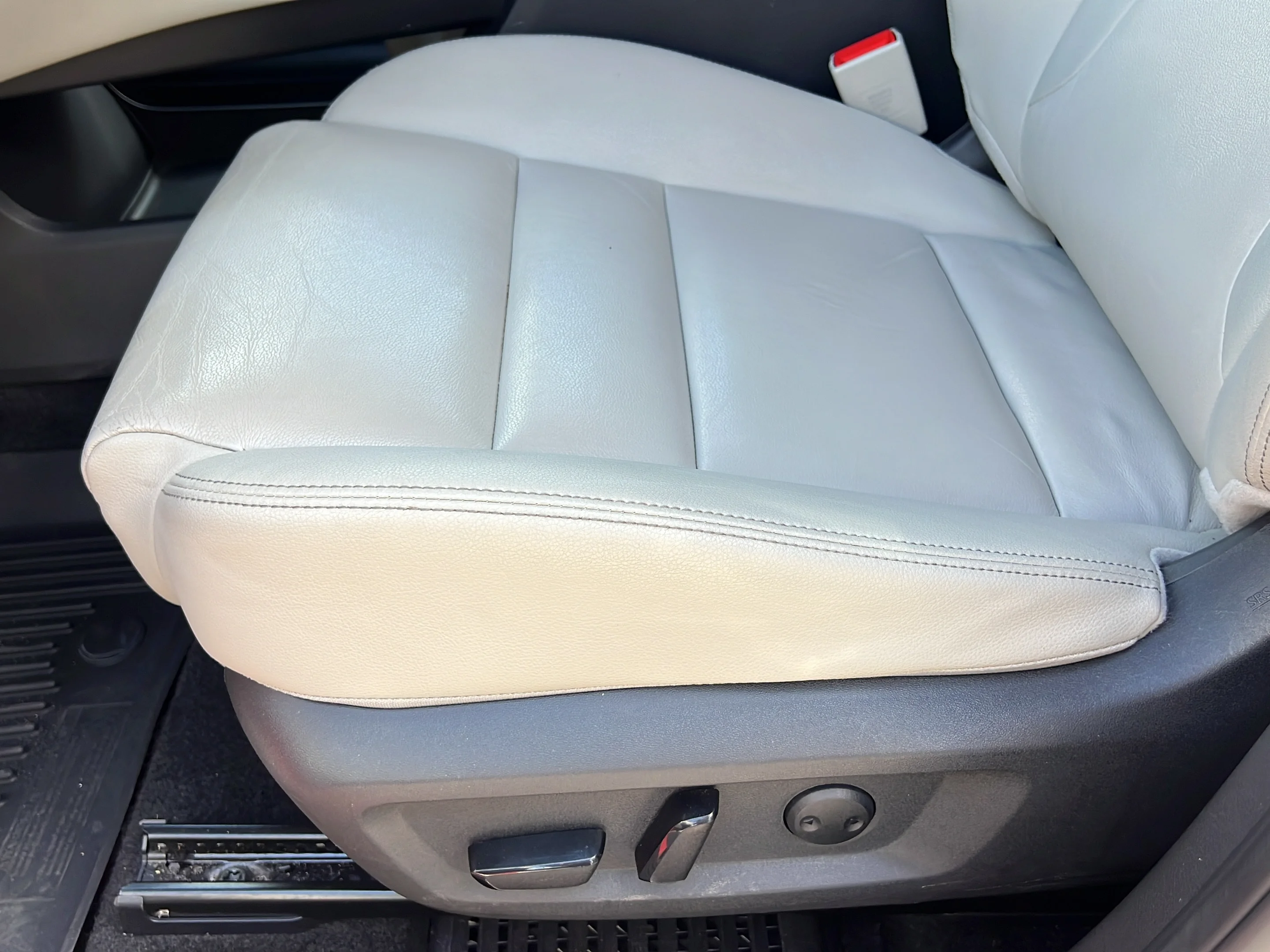 Used 2021 Scarlet Ember Tintcoat Nissan SL image 17