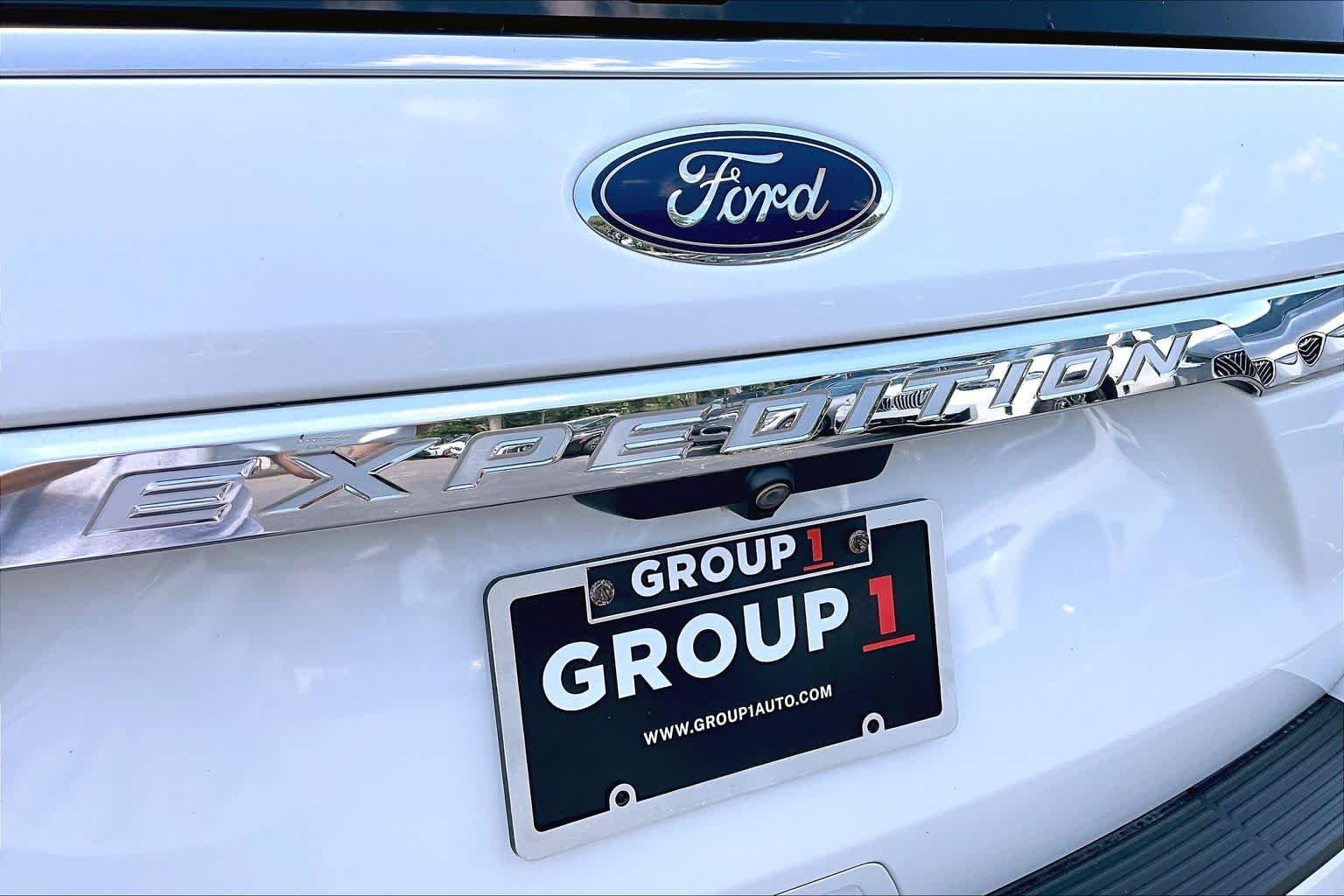 Used 2020 Star White Metallic Tri-Coat Ford XLT image 10