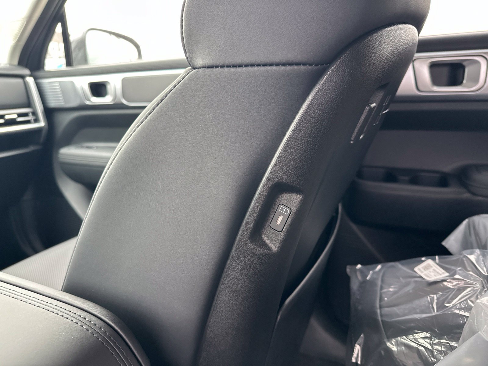 New 2027 Gray Hyundai SEL image 18