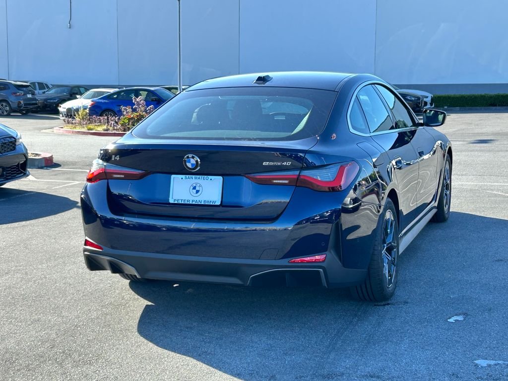 New 2026 Tanzanite Blue II Metallic BMW eDrive40 image 5