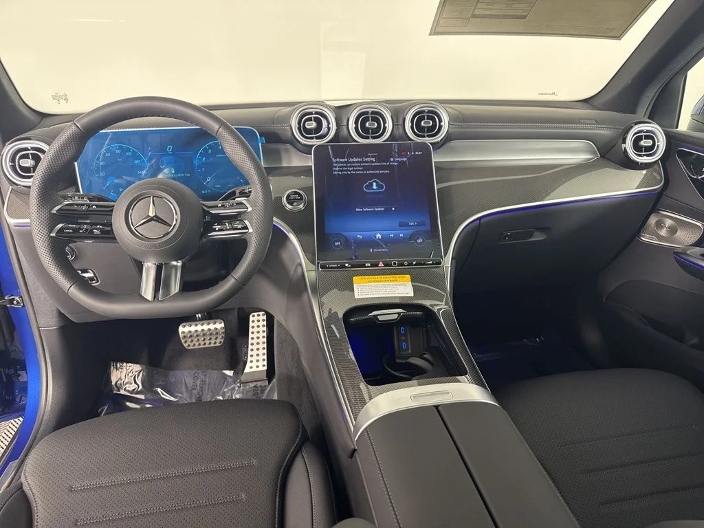 New 2026 Blue Mercedes-Benz GLC 300 image 26