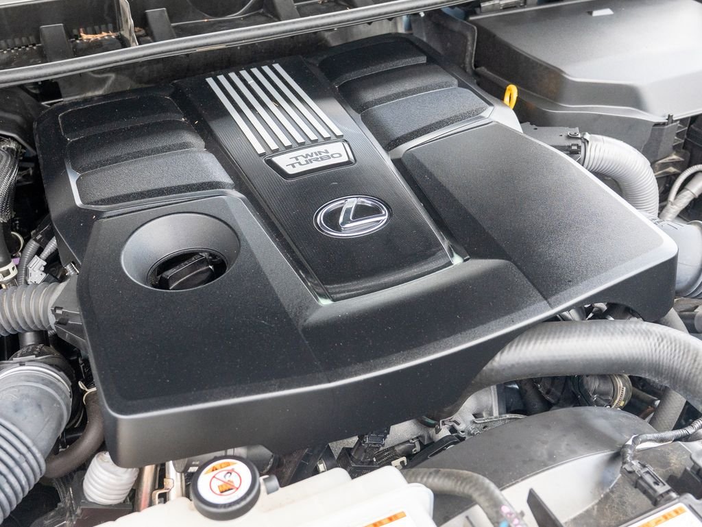 Used 2023 White Lexus 600 F SPORT image 37