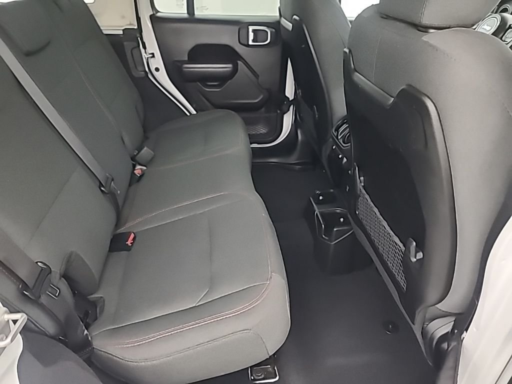2025 Jeep Wrangler 4-Door Rubicon - Photo 18