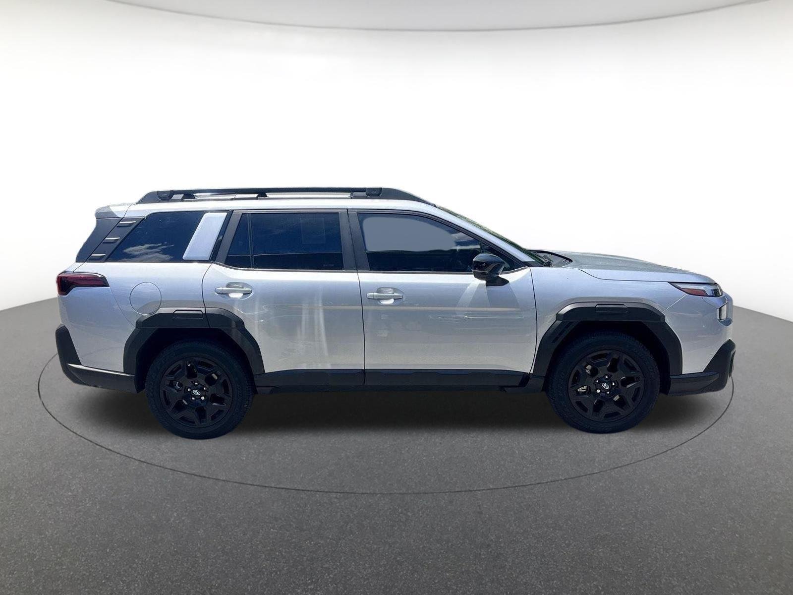 Used 2026 Ice Silver Metallic Subaru Limited image 8