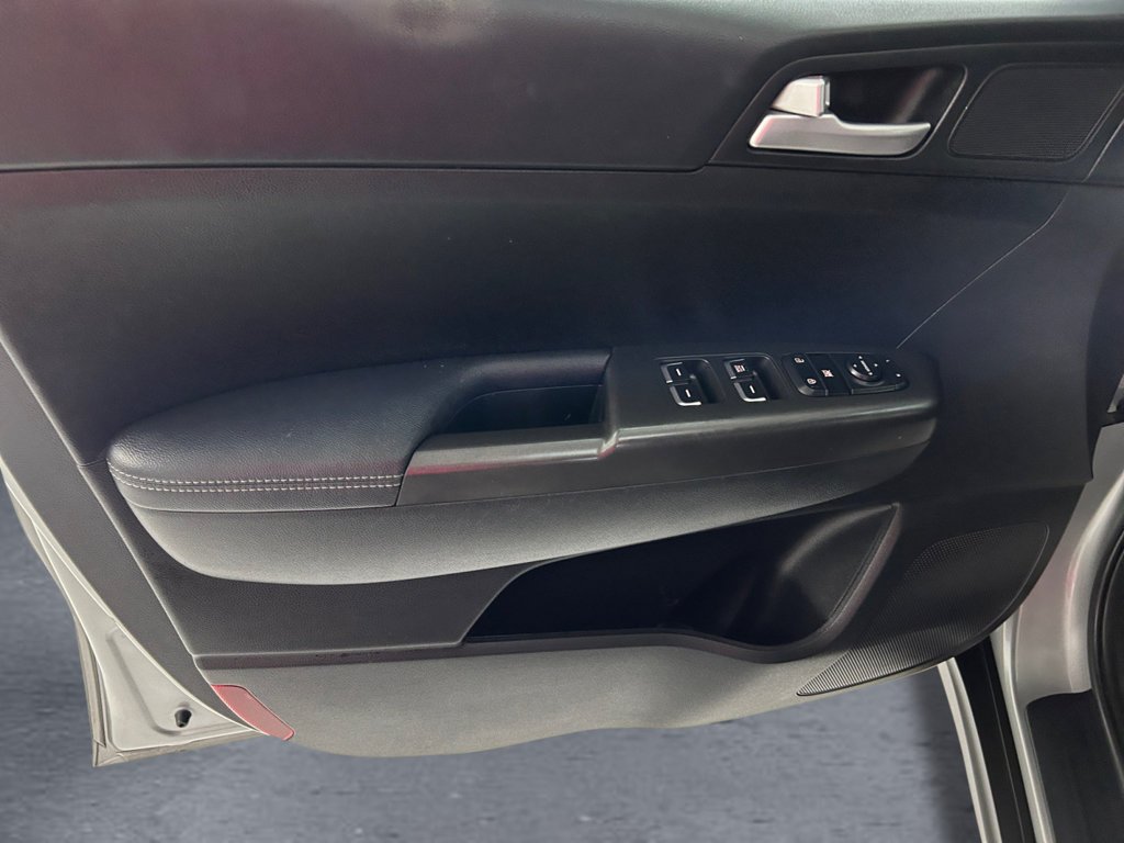 Used 2022 Gray Kia LX image 12