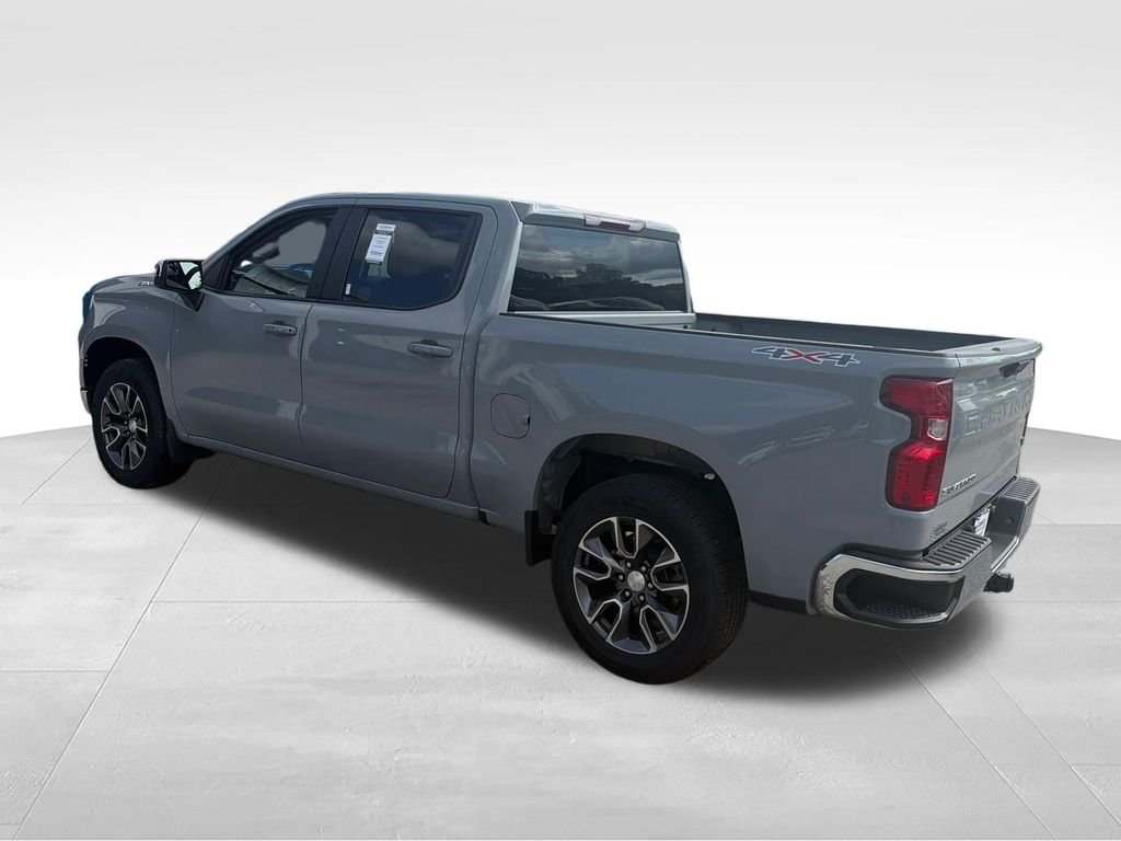 Used 2024 Gray Chevrolet LT image 3