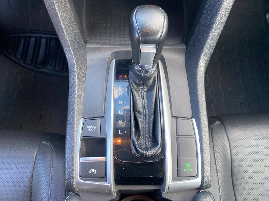 Used 2018  Honda EX-L image 25