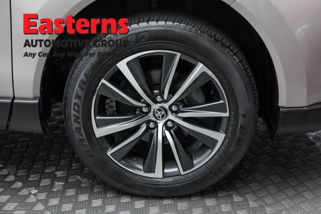Used 2022 Gray Toyota LE image 30