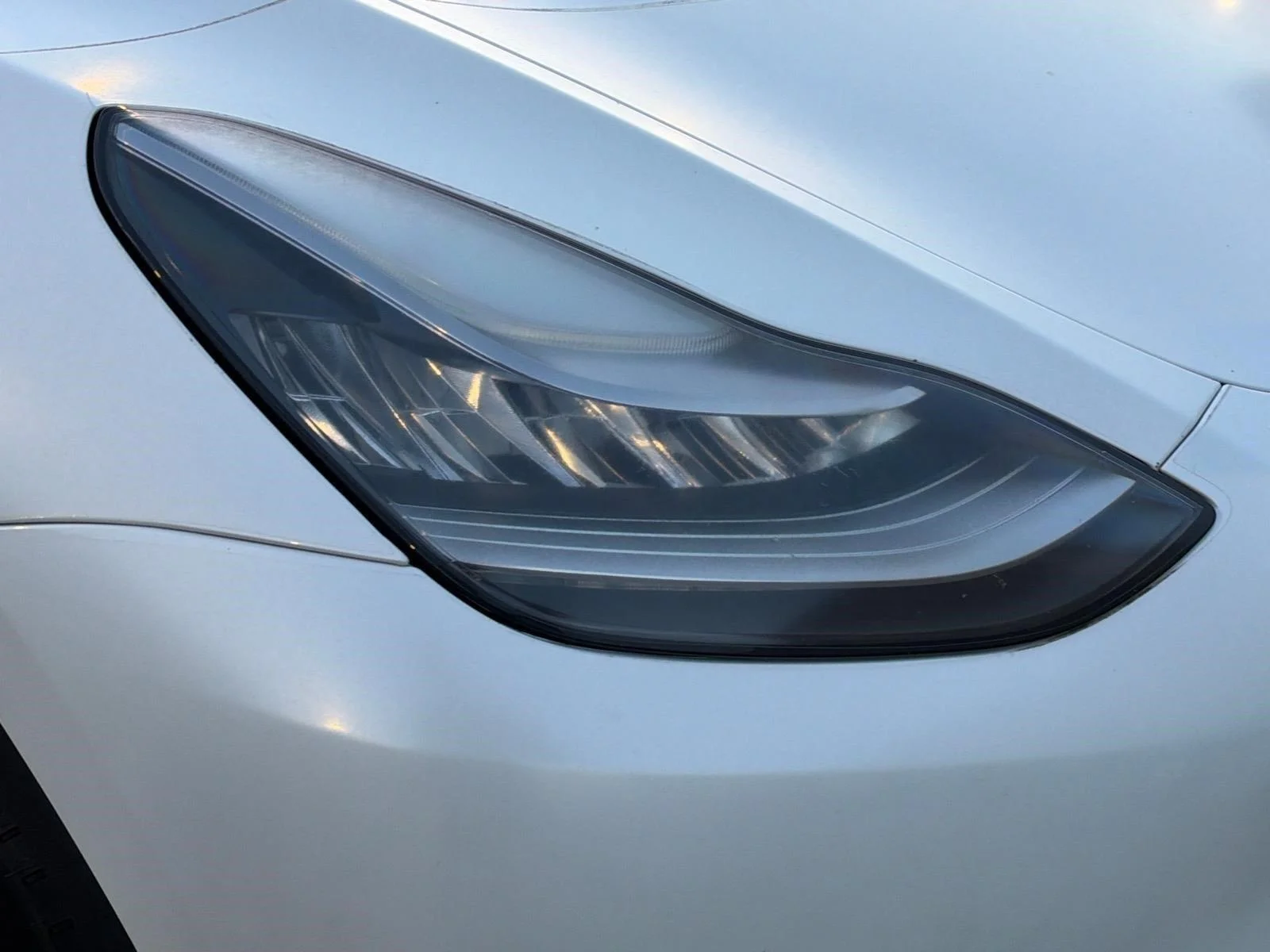 Used 2020  Tesla Long Range image 12