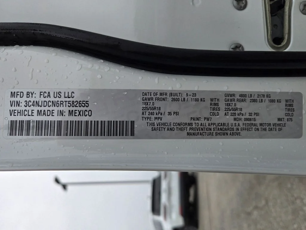 Used 2024 White Jeep Limited image 31