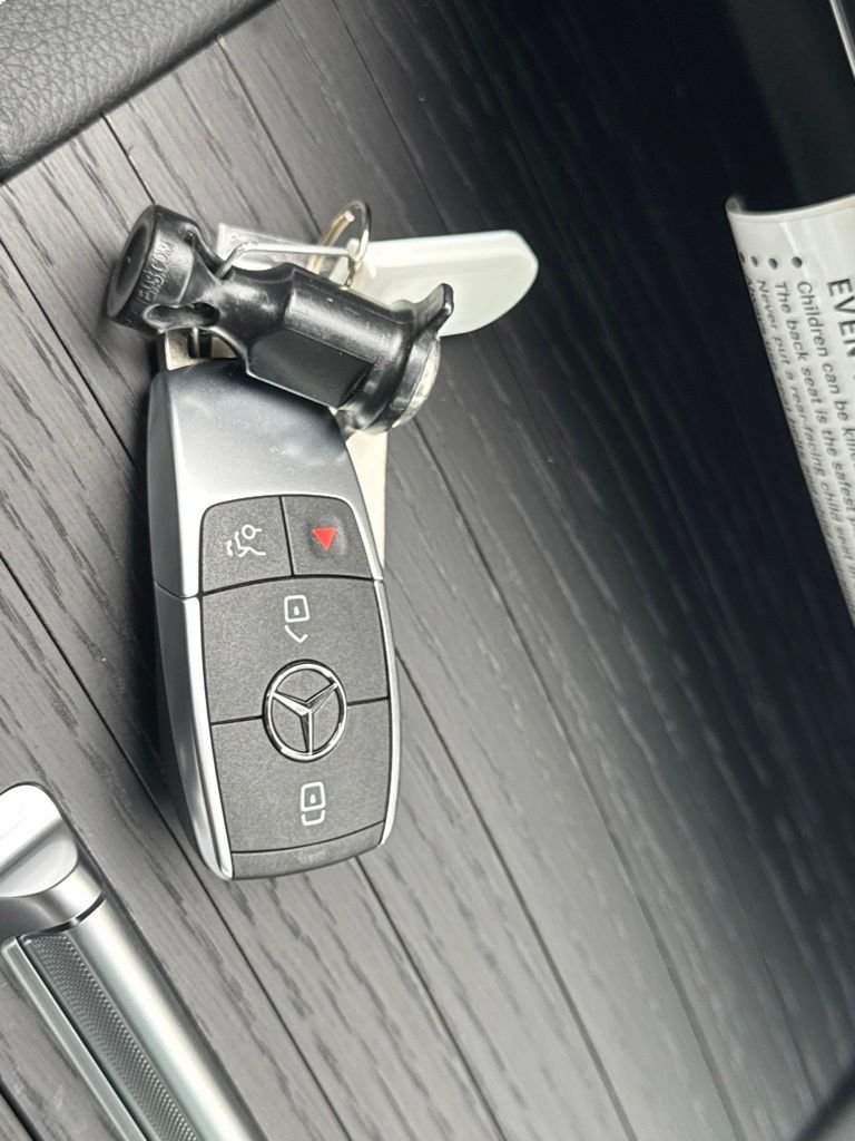 New 2026 MANUFAKTUR Alpine Grey Mercedes-Benz GLS 580 image 28