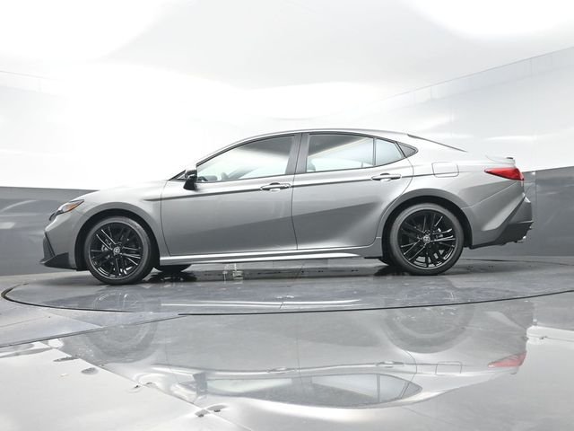 Used 2026  Toyota SE image 33