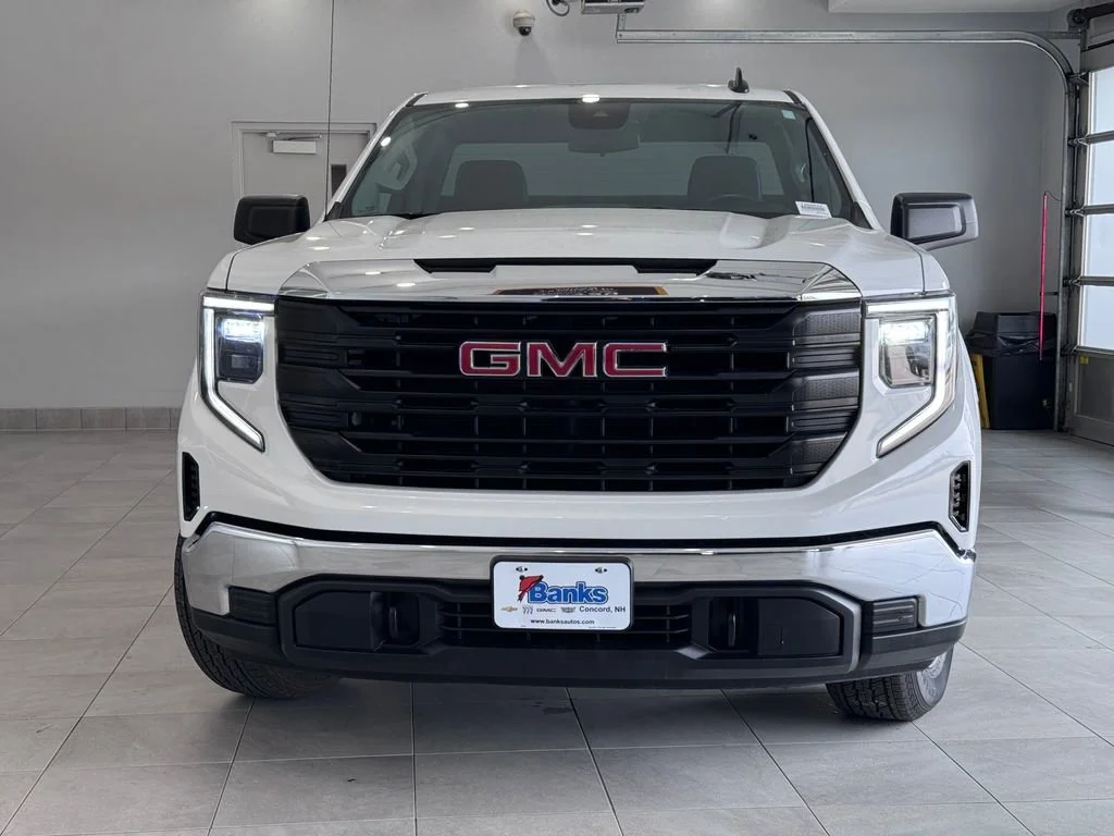 Certified Used 2025 Summit White GMC Pro image 3