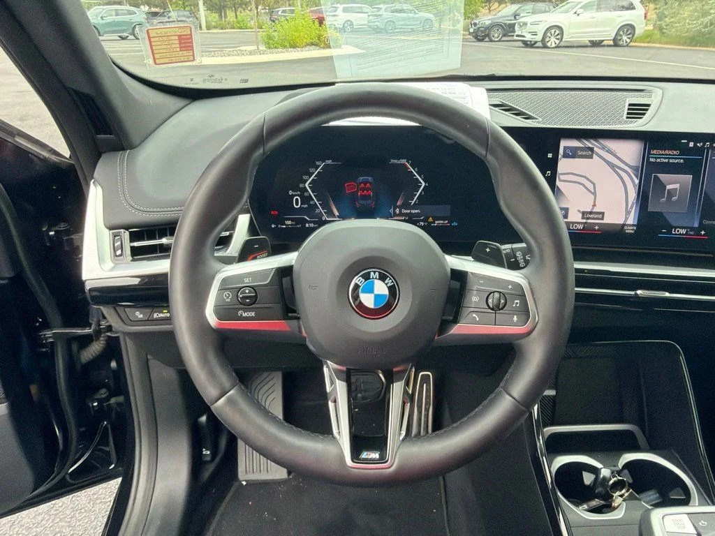 Used 2023 Black Sapphire Metallic BMW xDrive28i image 13