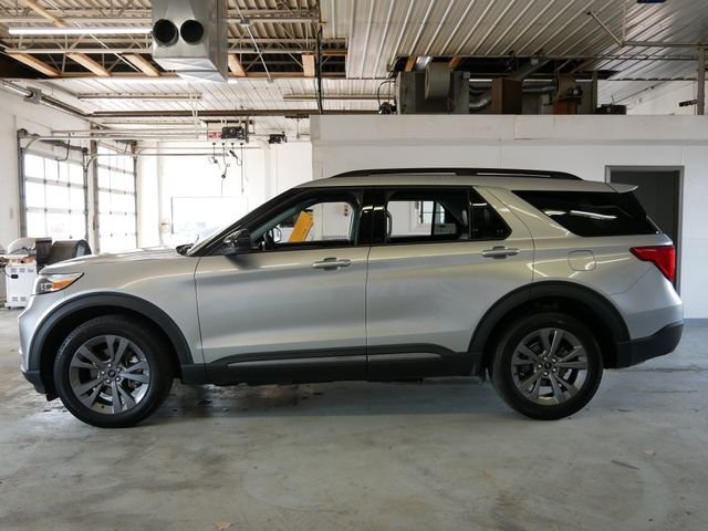 Used 2024 Silver Metallic Ford XLT image 2