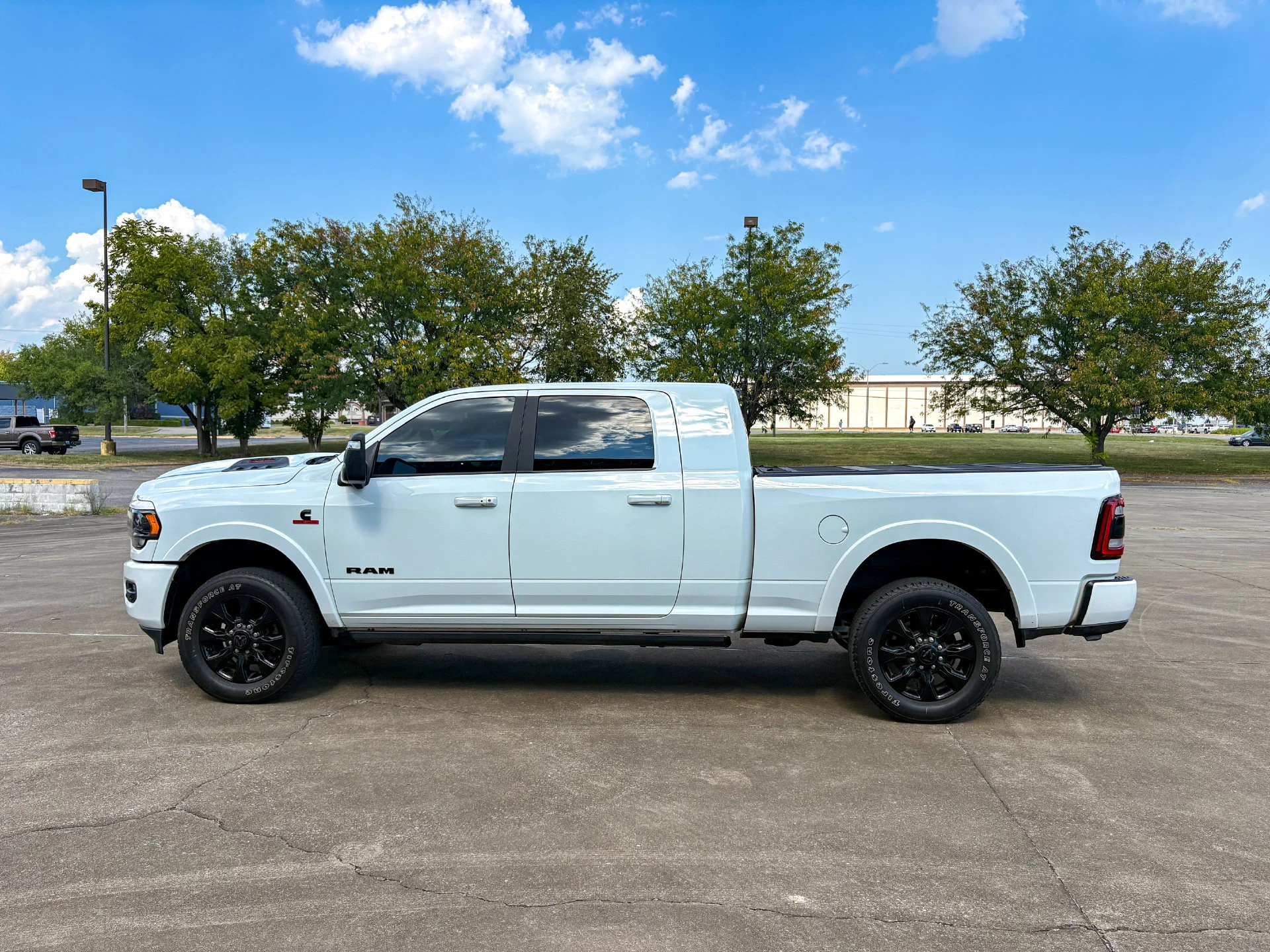 Used 2024 White Ram Limited image 7