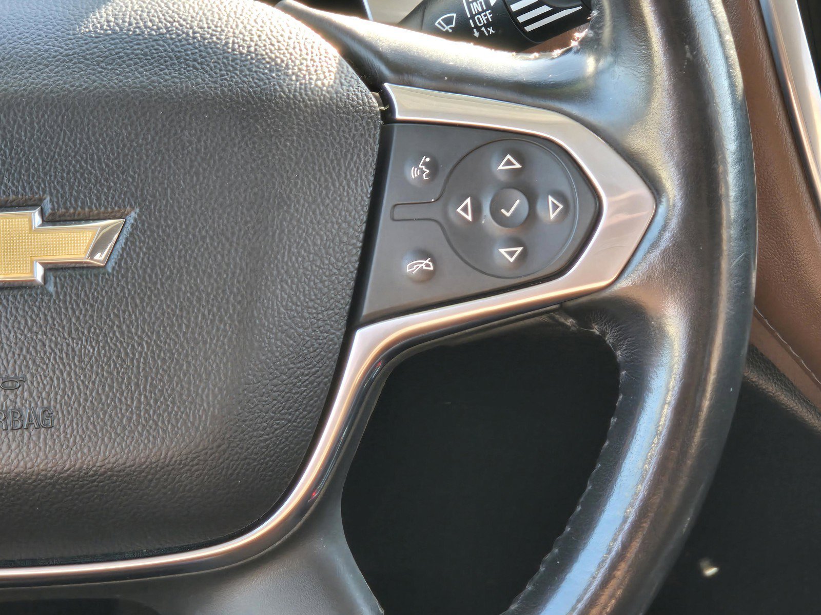 Certified Used 2020 Summit White Chevrolet High Country image 16