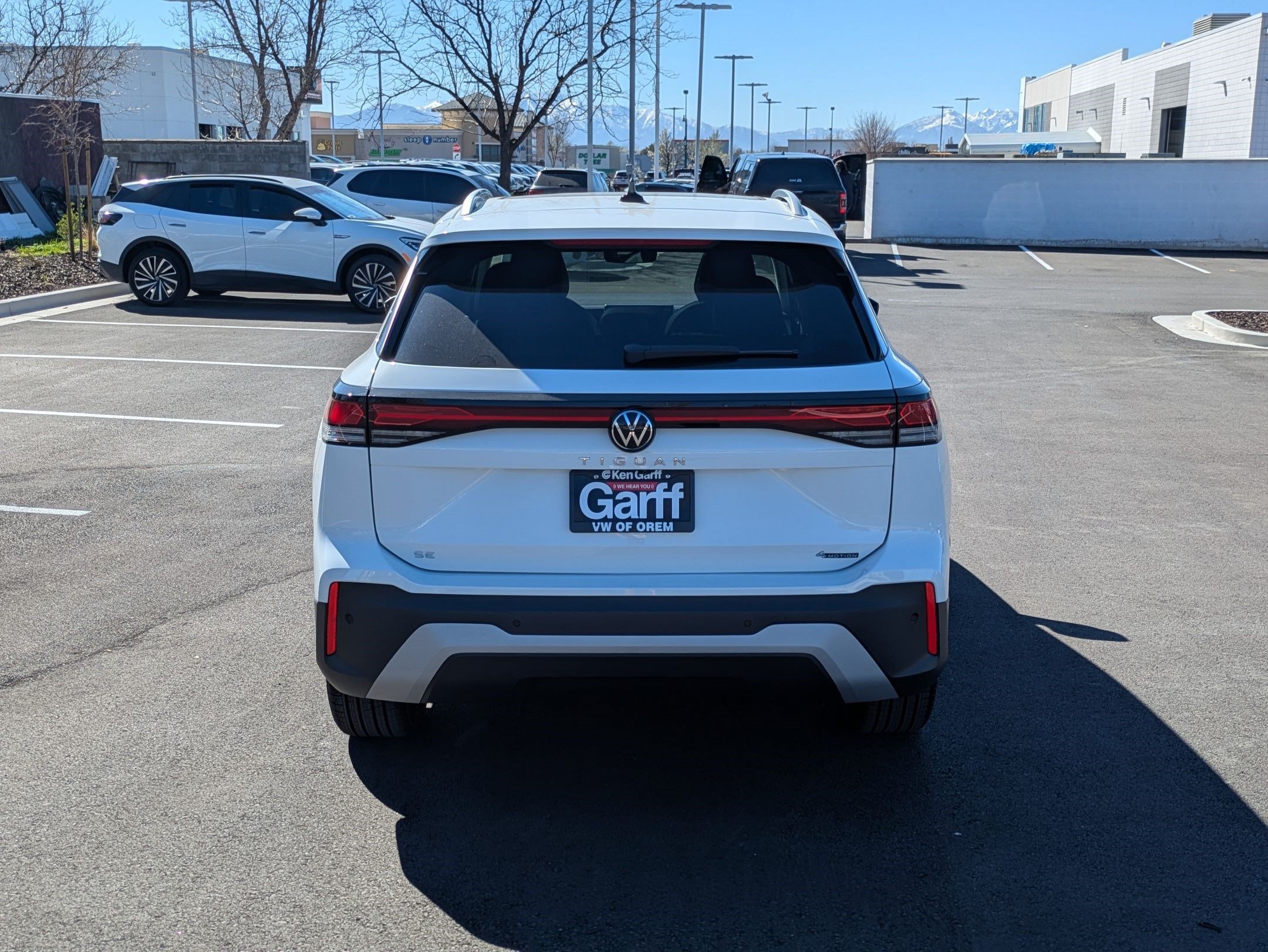 New 2026 Pure White Volkswagen SE image 4