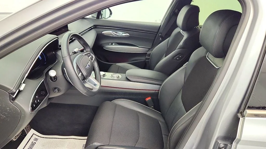 Used 2024 Savile Silver Genesis 2.5T AWD image 14