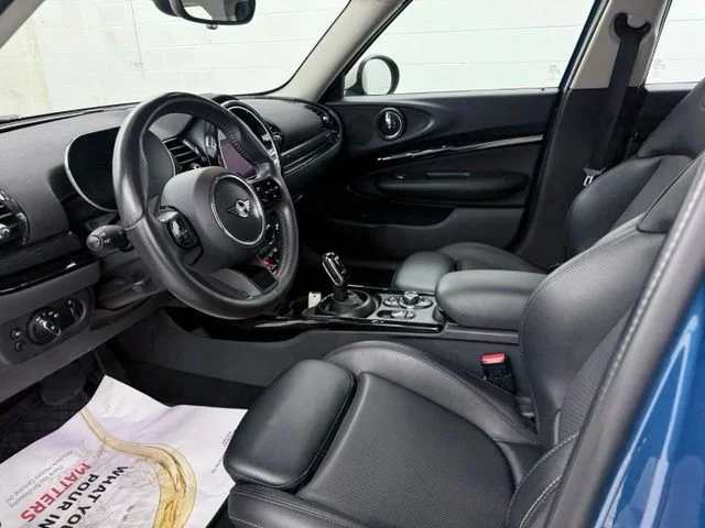 Used 2022 Blue MINI Signature image 19