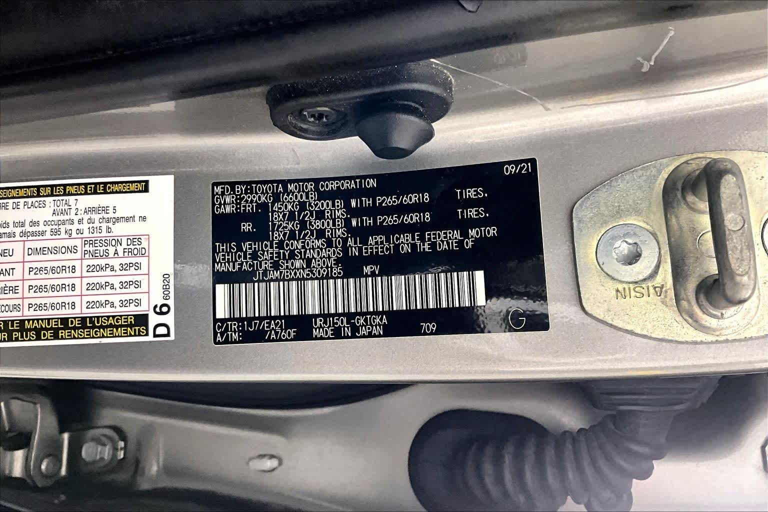 Used 2022 Atomic Silver Lexus Premium image 33