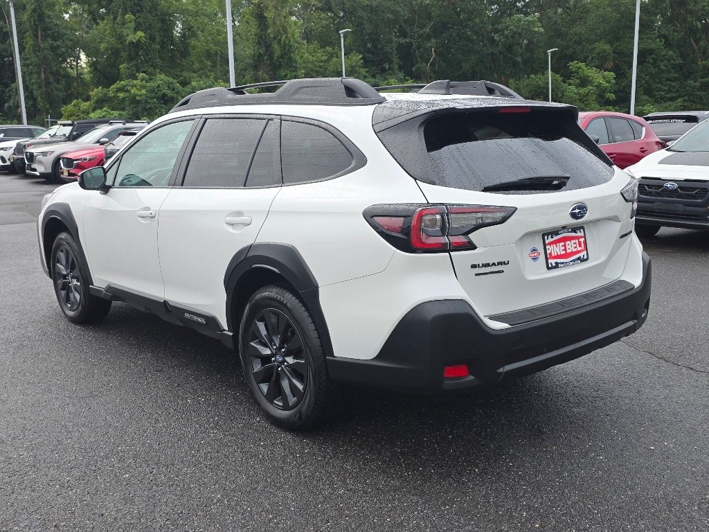 Used 2024 Crystal White Pearl Subaru Onyx Edition image 13