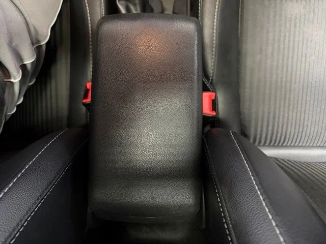 Used 2022 White Ford SES image 40