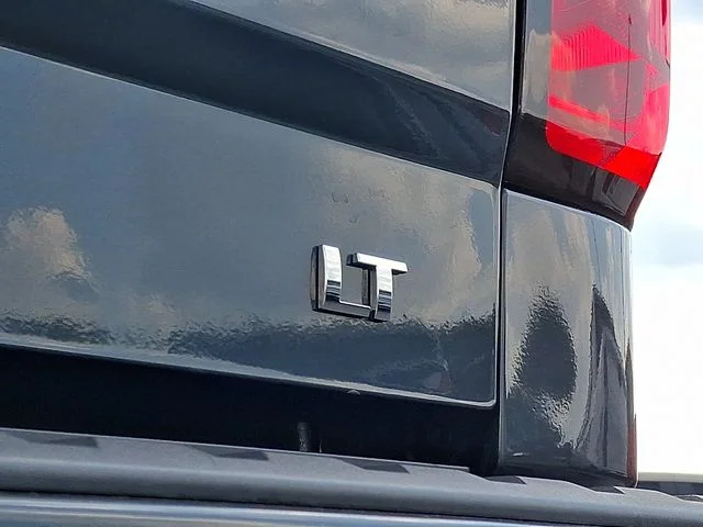 Used 2017 Gray Chevrolet LT image 29