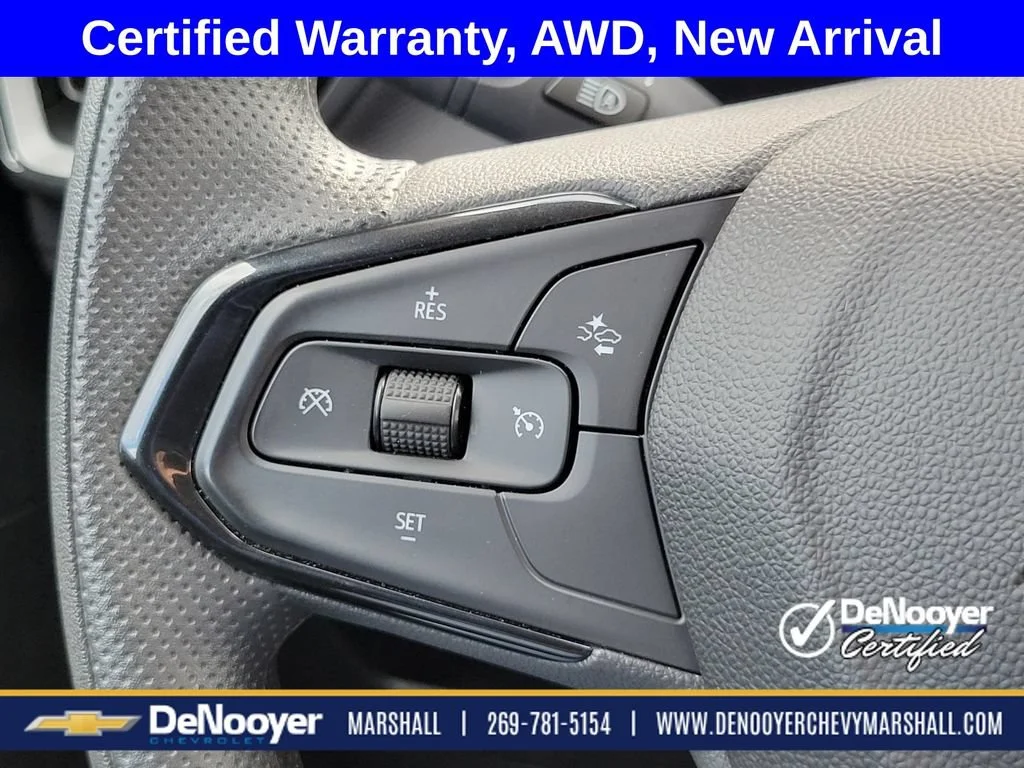 Used 2025 Crimson Metallic Chevrolet LT image 13