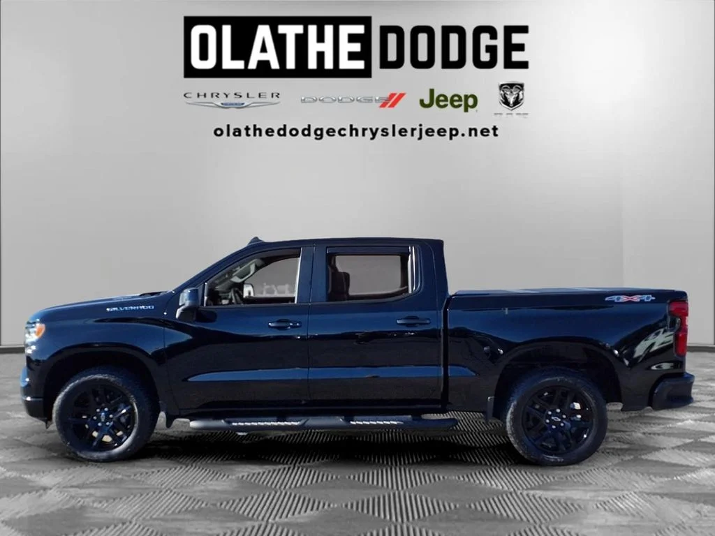 Used 2026 Black Chevrolet RST image 26