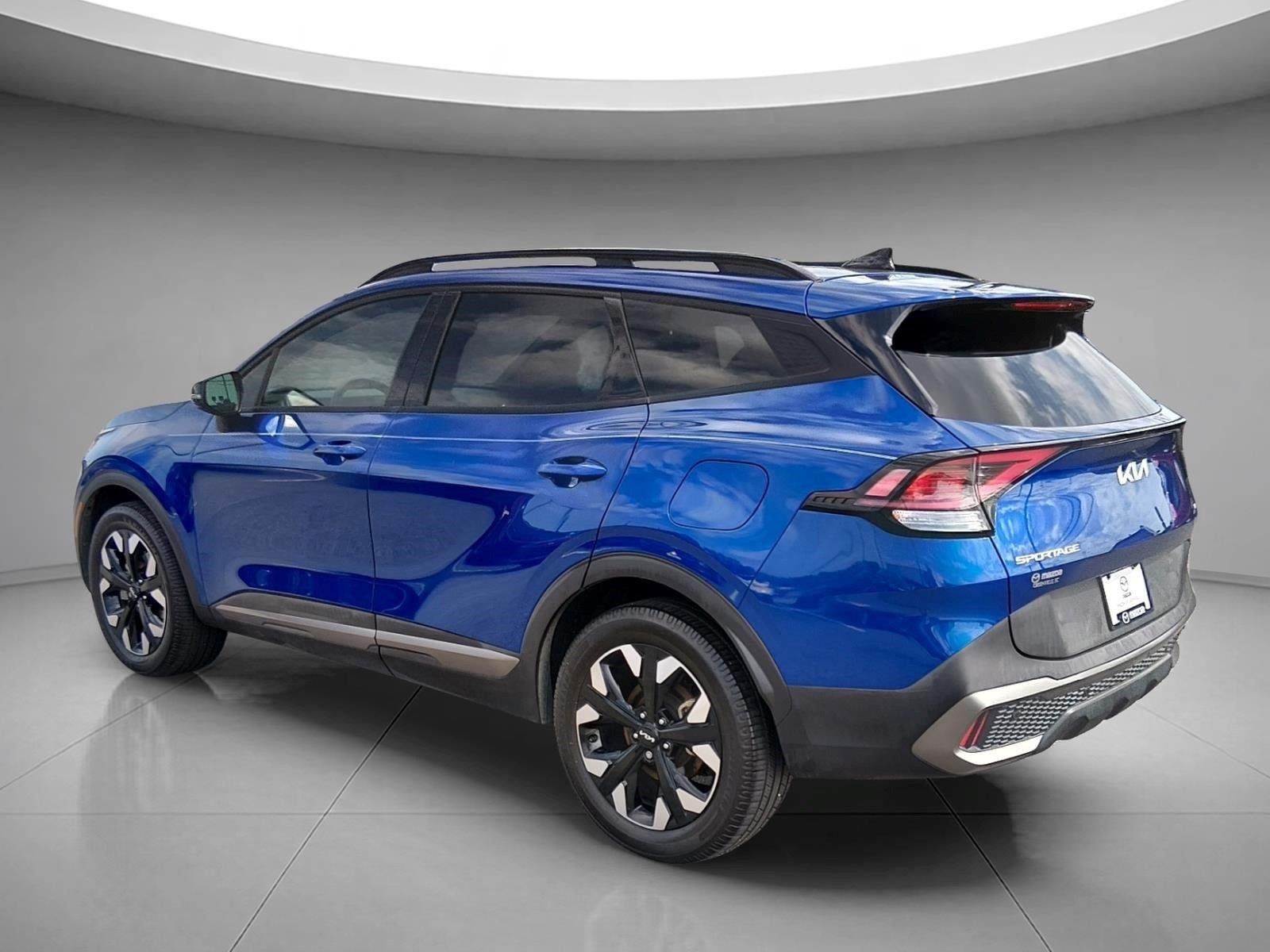 Used 2023 Sapphire Blue Kia X-Line image 3