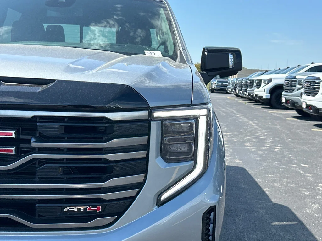 2026 GMC Sierra 1500 AT4 - Photo 12