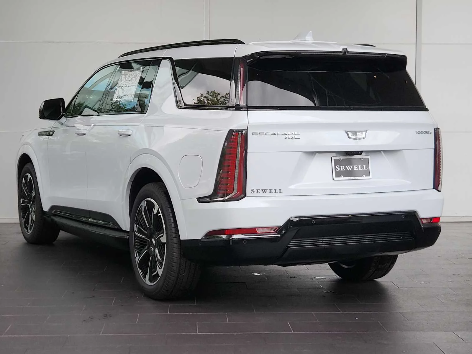 2026 Cadillac Escalade IQL Sport - Photo 4