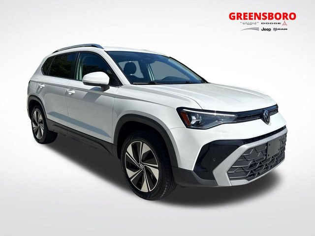 2025 Volkswagen Taos 1.5T SE