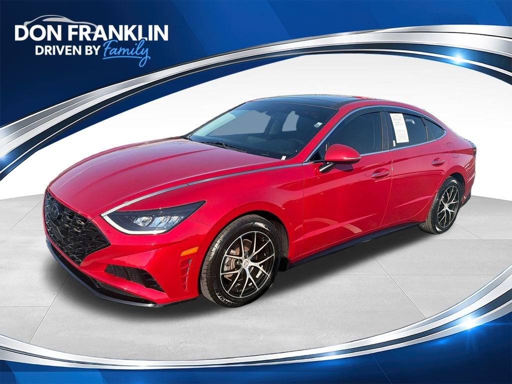 Used 2020 Red Hyundai SEL image 1