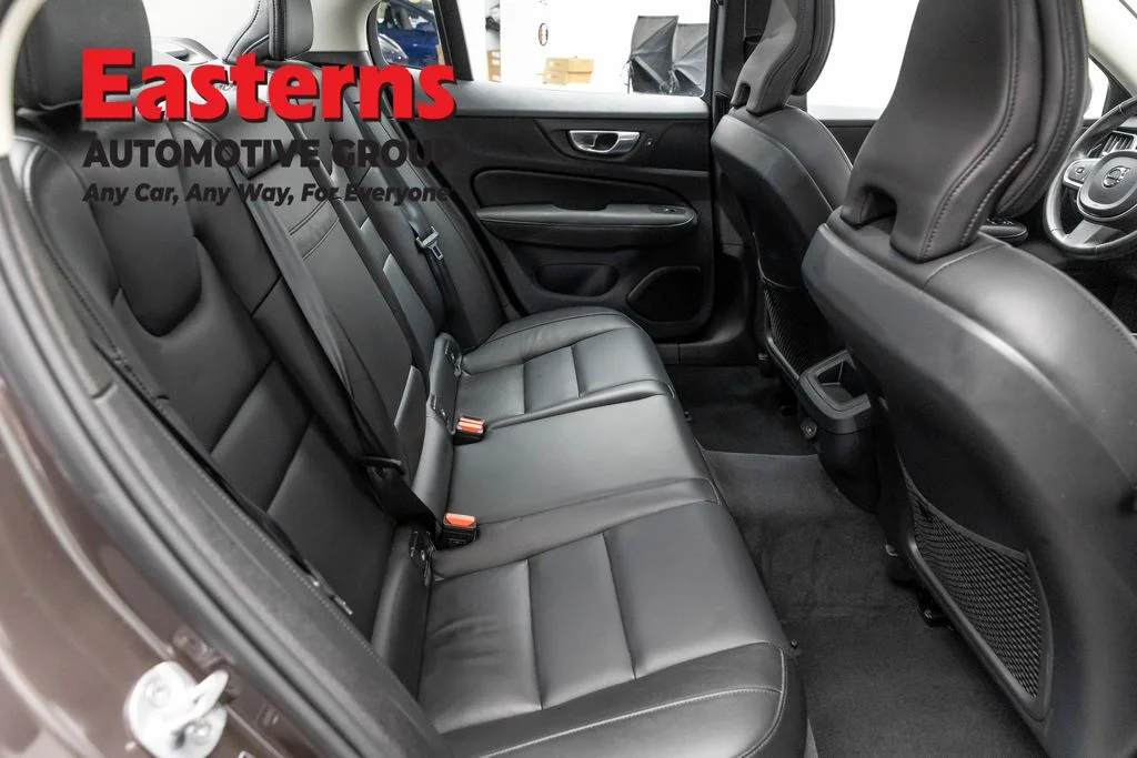Used 2024 Gray Volvo B5 Core Dark Theme image 24