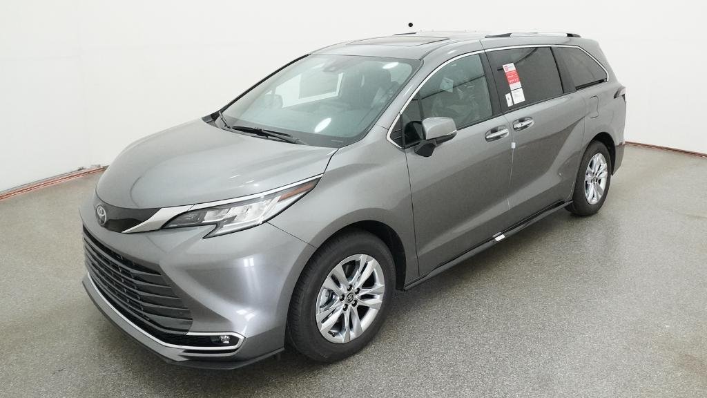2026 Toyota Sienna Limited 7-Passenger Hybrid FWD's photo