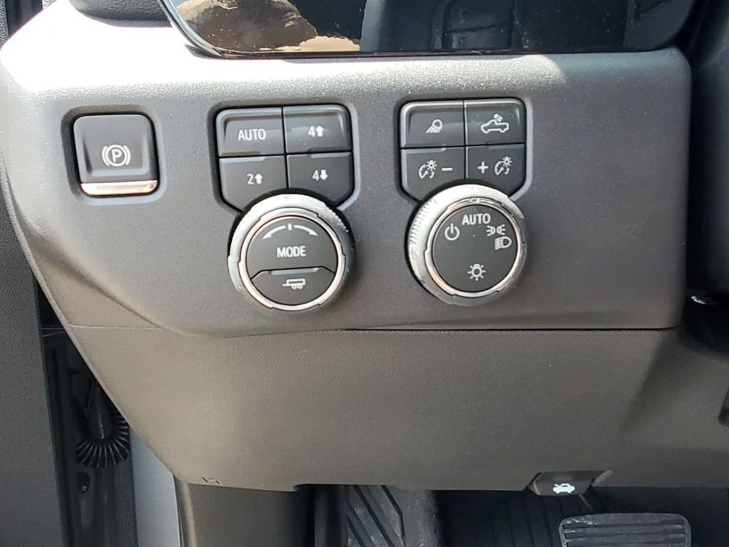 New 2026 Sterling Gray Metallic Chevrolet LT image 24