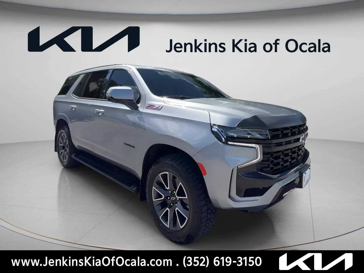 Used 2024 Sterling Gray Metallic Chevrolet Z71 image 1