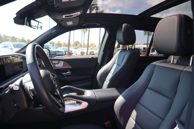 Certified Used 2025 Obsidian Black Metallic Mercedes-Benz GLE 450 image 20